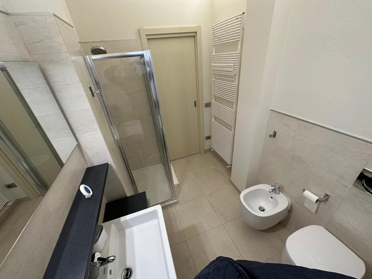 ピアチェンツァCasavale Elegante Residenza 108 Mq Max 7 Personeアパートメント エクステリア 写真