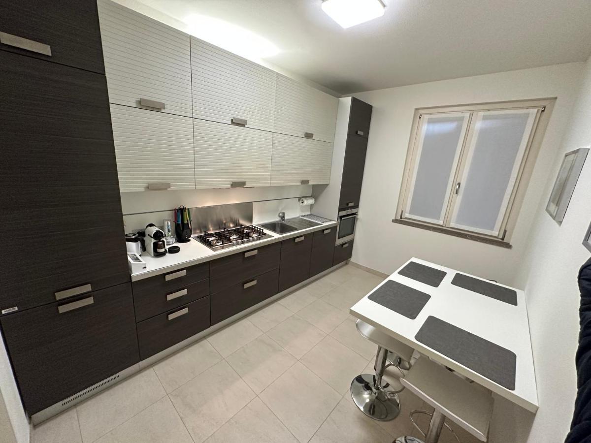 ピアチェンツァCasavale Elegante Residenza 108 Mq Max 7 Personeアパートメント エクステリア 写真